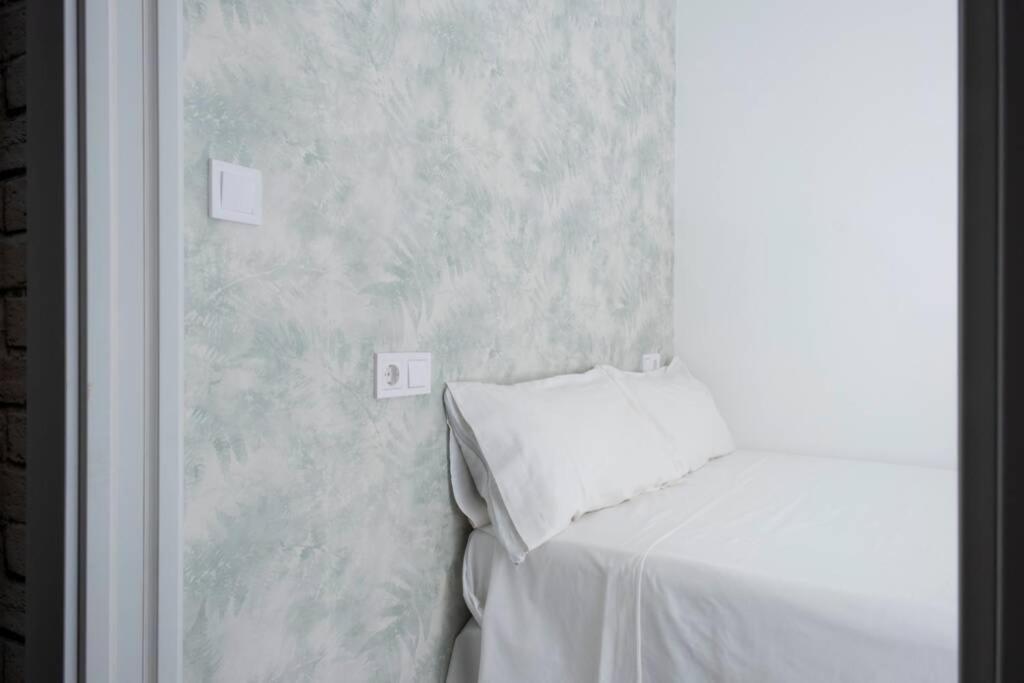 Magnifico Apartamento En Los Remedios เซบีญา ภายนอก รูปภาพ